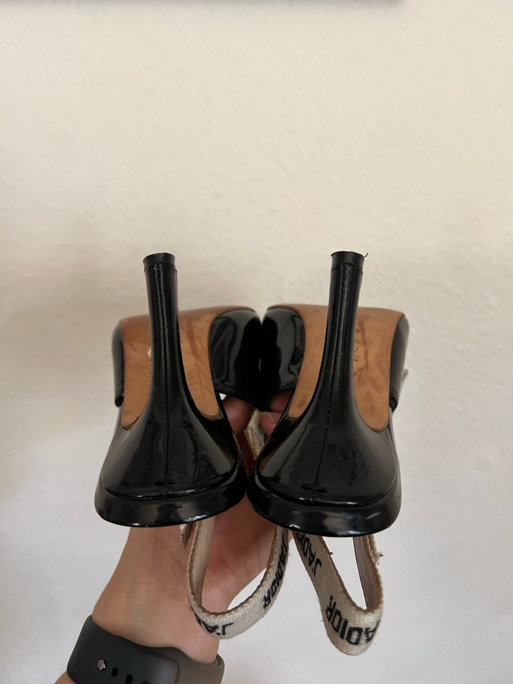 J'Adios Slingback Pump
Black Patent Calfskin Size 40 D - Picture 10 of 15